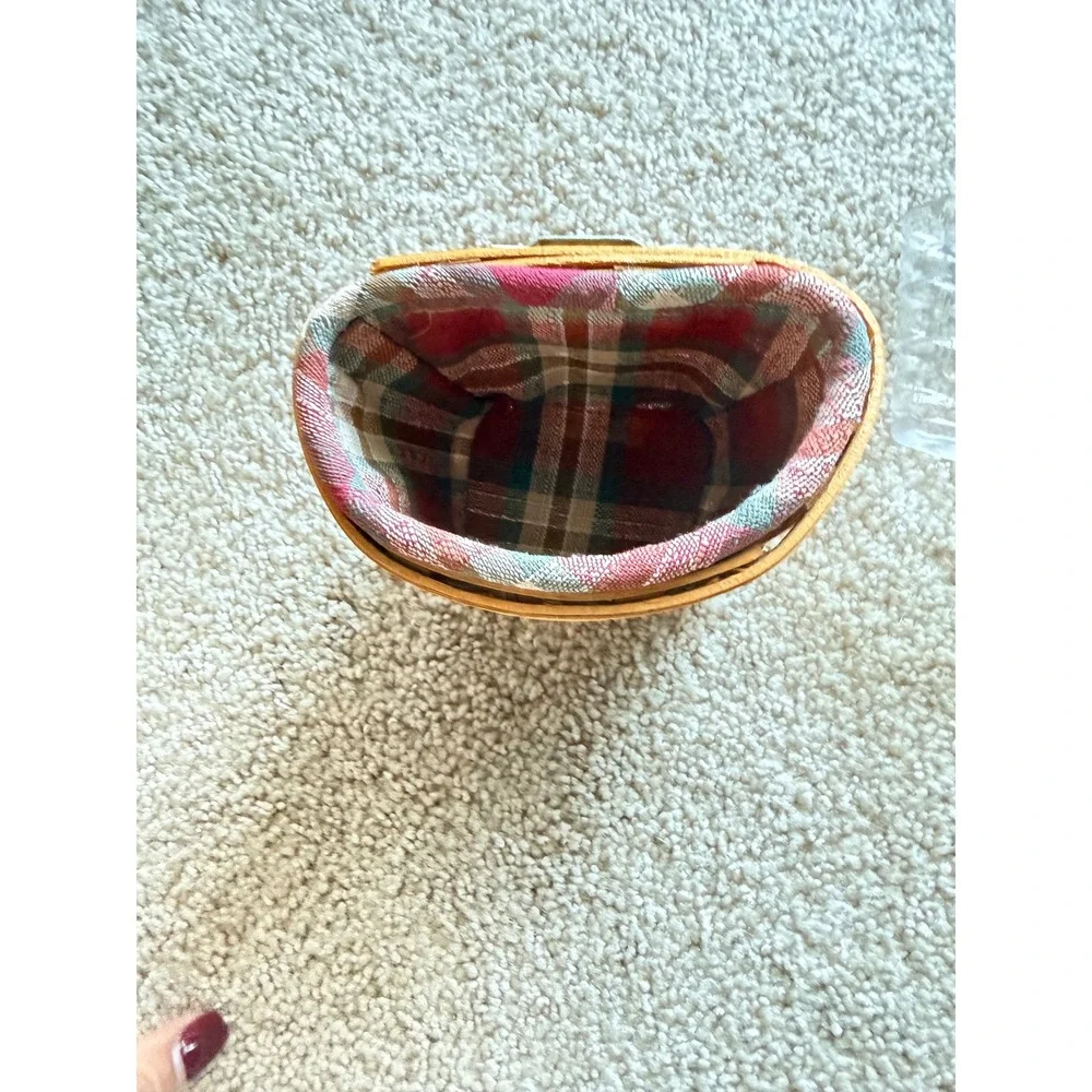 Longaberger 1998 Small Wall Hanging Basket with Plaid Liner and Protector